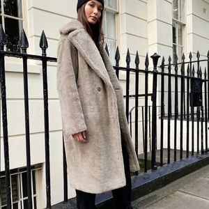 Babaton the teddy coat